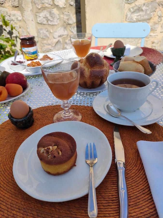 Bed and Breakfast Les P'Tits Velos Chandolas Exterior foto