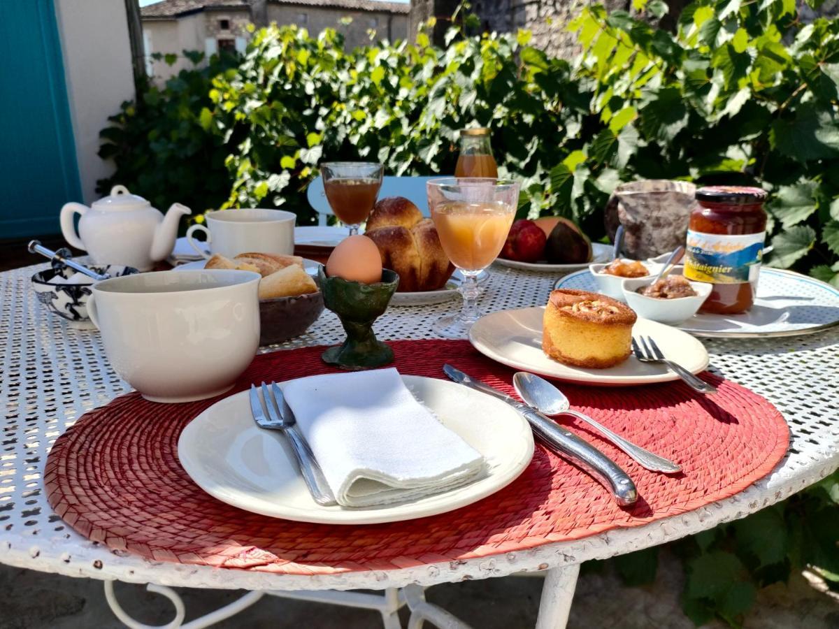 Bed and Breakfast Les P'Tits Velos Chandolas Exterior foto