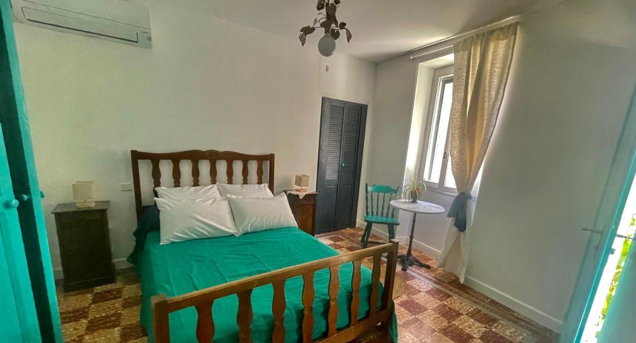 Bed and Breakfast Les P'Tits Velos Chandolas Exterior foto